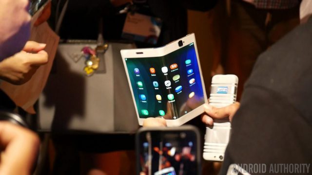 Lenovo-foldable-smartphone-and-tablet-concept-first-look